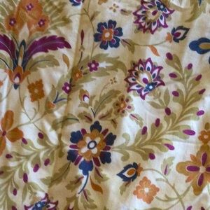 Reversible floral & stripe Queen Comforter Set Beautiful